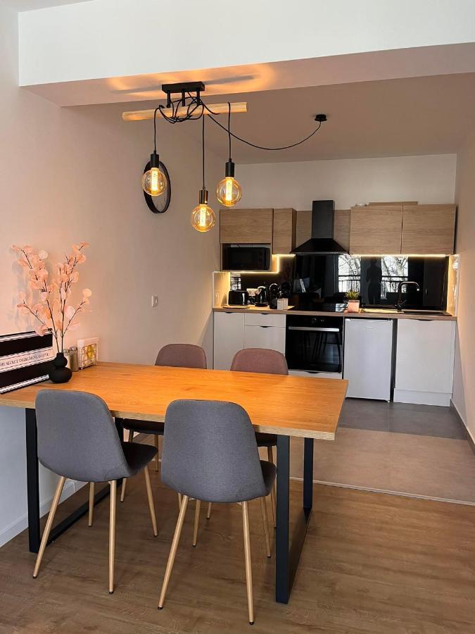 Room In The City 2 Шопрон Екстер'єр фото